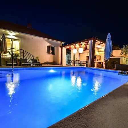 Villa Teuta Zadarvillas Exterior photo