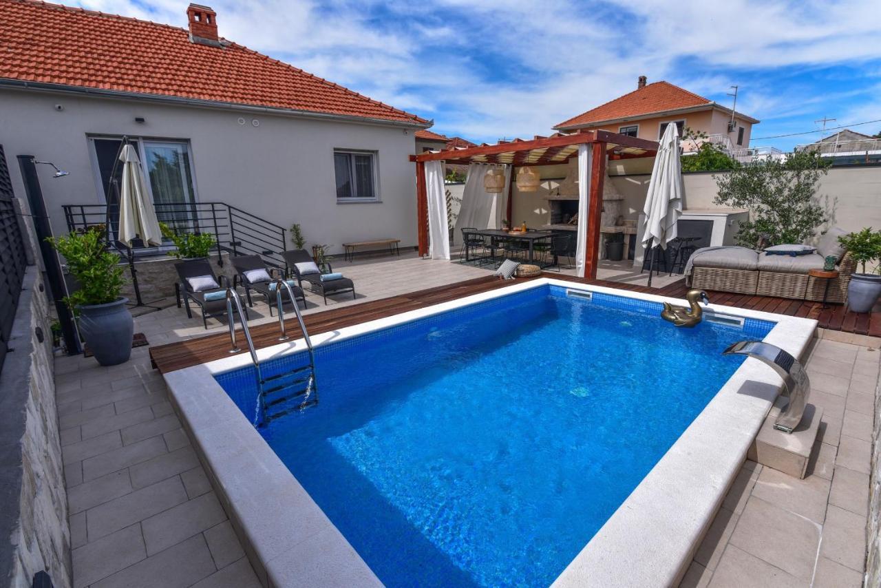 Teuta Zadarvillas *