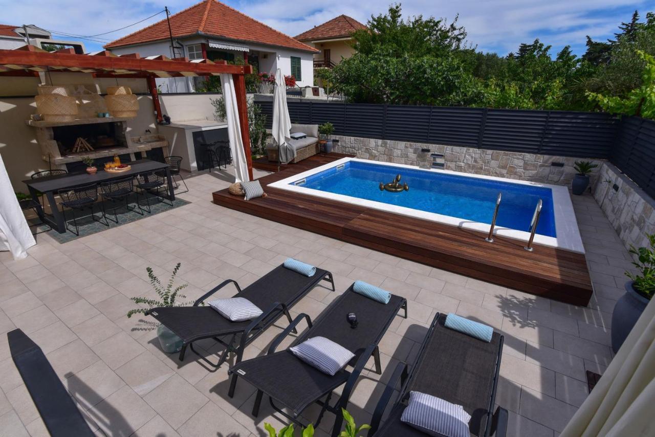 Villa Teuta Zadarvillas *